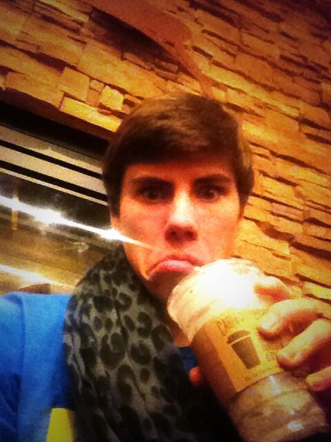 HannahHavemeier's tweet image. @Teigen_25 id say you're cuter😍 #basicccc