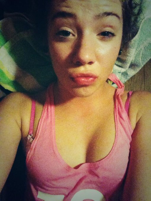 Sauna life 💦💦💦💦💦 sweat the sickies out. http://t.co/qqAPkv8aSm