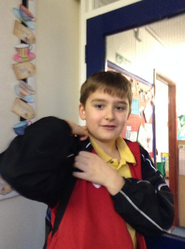m4warny tweet picture