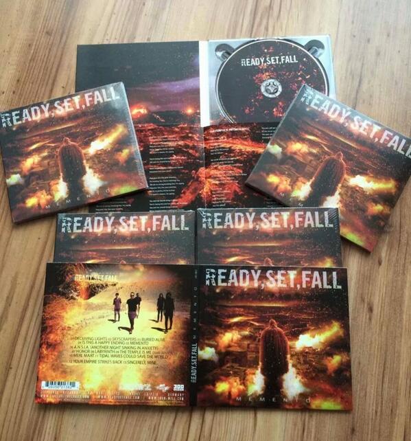 Ready, Set, Fall tweet media