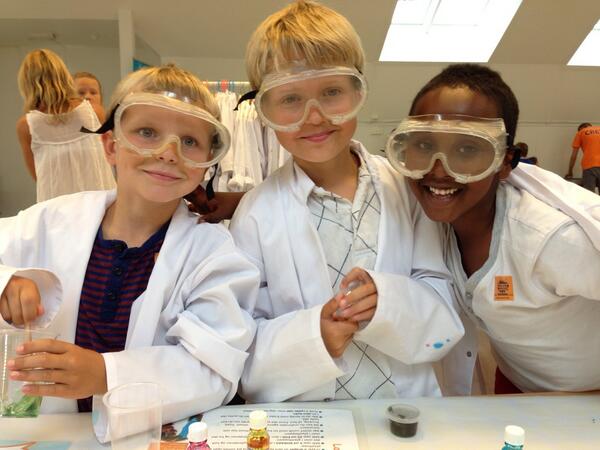 vitensor's tweet image. #realfagsglede @vitensor #sørlandet #barnasverdensdag #grimstad