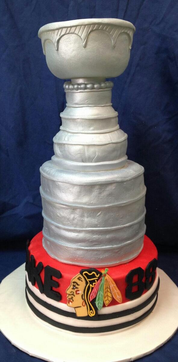 ddtampa's tweet photo. #Chicago #Blackhawks #StanleyCup #Birthday #Cake http://t.co/Jow47nGwgT