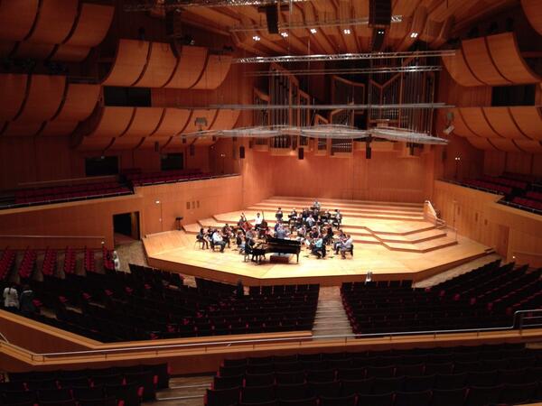 benkims's tweet photo. Rehearsing with Cologne Chamber Orchestra in Munich! I heart #Mozart http://t.co/FEEhEBZZ2I