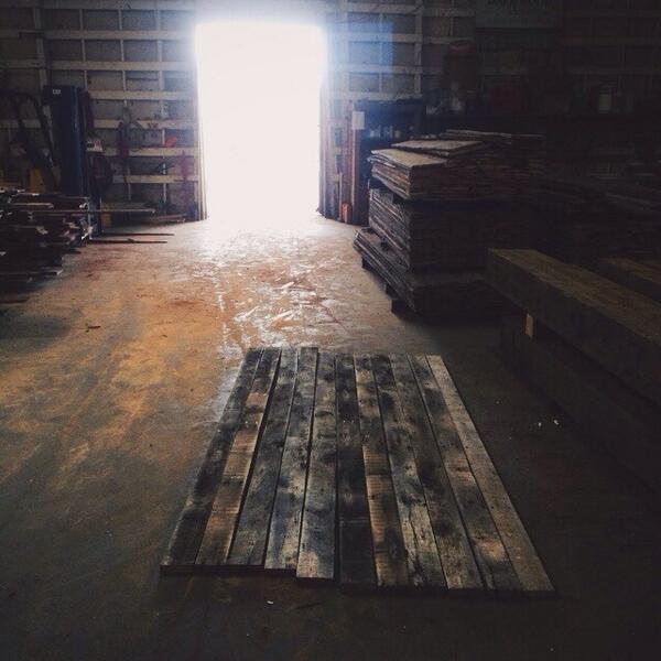 jordan_iverson's tweet photo. Sourcing reclaimed barnwood for a custom barn door #designbuild #vscocam http://t.co/2RBYJMDJqV http://t.co/JQCCX7AhRe