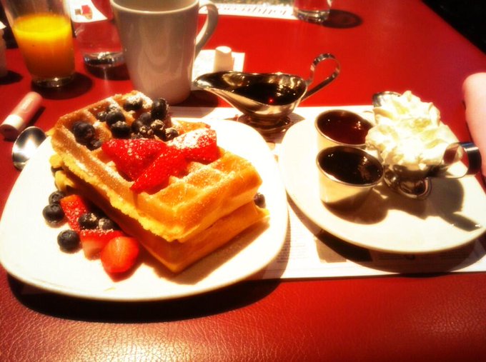 All day breakfast is my fav!! #breakfast #yum #waffles #planetdailies #lasvegas http://t.co/pg9CMfzN<a href="/tag/breakfast"class="tags">#breakfast</a><a href="/tag/yum"class="tags">#yum</a><a href="/tag/waffles"class="tags"><span>#waffles</span></a><a href="/tag/lasvegas"class="tags"><span>#lasvegas</span></a><a href="/tag/planetdailies"class="tags"><span>#planetdailies</span></a>