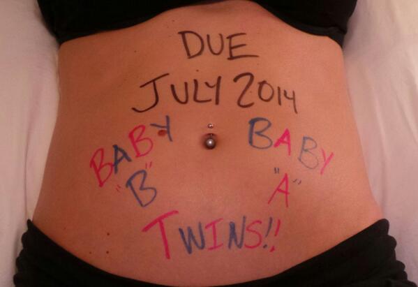 Tufstrings's tweet photo. Hey ya'll..@angeleinaustin and I have something exciting to share!! #DelaTwins #comingsoon #tuftwins http://t.co/SGl2FR6C13