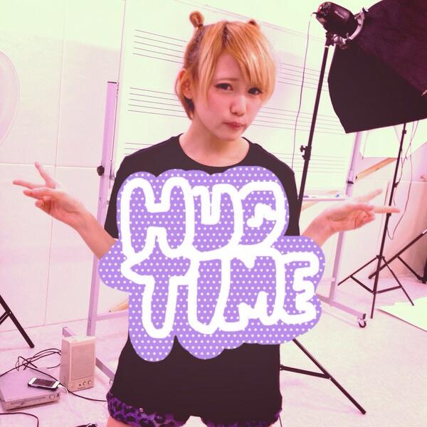 hug_timejp's tweet photo. そして、HUG TIME NEWアイテムの撮影もしてきました!プティパさんいつもありがとうございます!
こちらも本日に詳細発表予定なのでチェックおねがいします! #petit_pas! #HUG_TIME http://t.co/8mCfMifedk