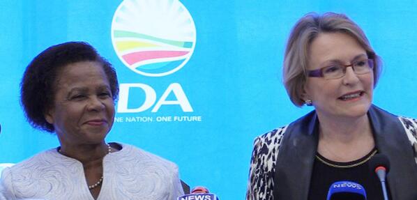 News24's tweet photo. VIDEO | Watch Helen Zille announce Mamphela Ramphele as the DA's presidential candidate here: http://t.co/1ShnCbm9P2 http://t.co/vjpwaBdHR6