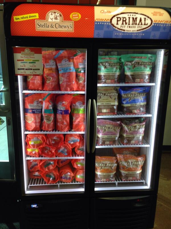 FurlysPetSupply's tweet photo. only the best #stellachewys #PrimalPet http://t.co/W5CwRMjGkW