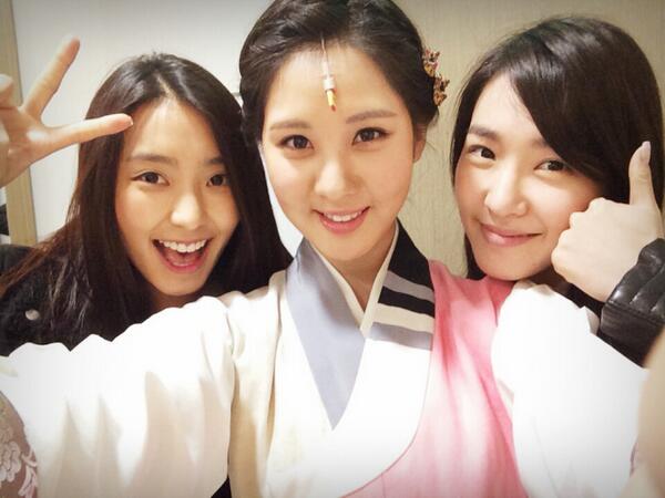 [OTHER][08-11-2013]Selca + Tin nhắn mới của SeoHyun  - Page 4 BfDN8VgCMAA9e23