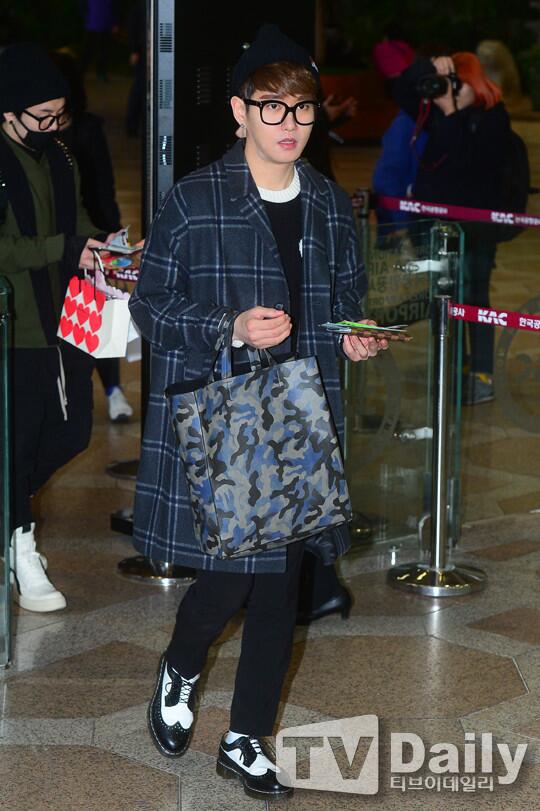 itsBlockB's tweet image. 140128 Gimpo Airport Departure #4 (cr. tvdaily)