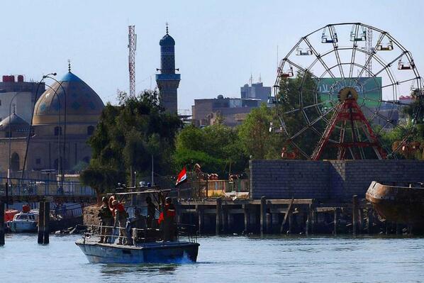 Brightiraq's tweet photo. A view from the river onto our second city, #Basra, the Venice of the Middle East. #Iraq http://t.co/0OuqSosm1b