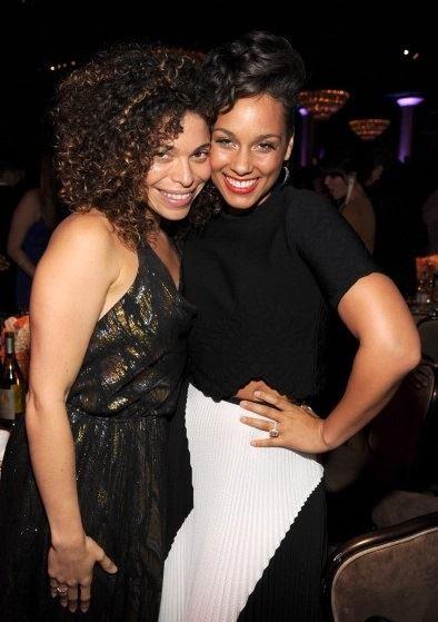 I just love their friendship, I hope I'll find someone like them! <a href="/aliciakeys/">Alicia Keys</a> + <a href="/ErikaRose/">Erika Rose</a> !
