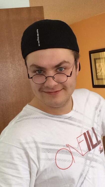 devinltibbett's tweet photo. @J09Eric have you been hiding under a rock? Or do you just look smart? #youngguns http://t.co/nEPjYZ1kK0
