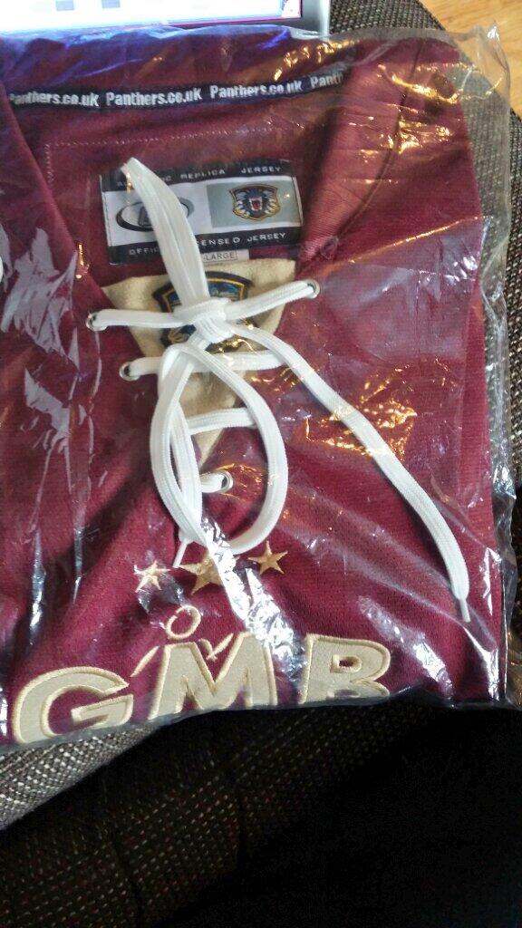 BlogPanthers's tweet image. Arghhhhhhhhhhhh I have an admirer!! ♡♡♡♡♡ #happyadmin