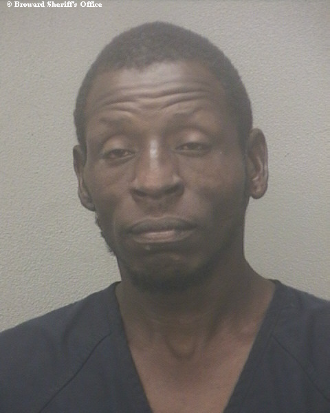 Twane Dobard black thug stabs, kills Canadian man Domenico Perruccio in Florida 