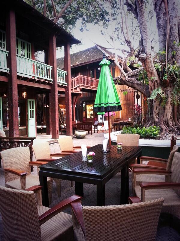 kanmolwan's tweet image. "@MaeMoo_S: บรรยากาศมันใช่อ่ะ http://t.co/wL2AOGUBVT"ใช่เลย