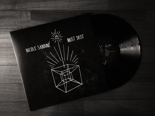 SongsUDontKnow's tweet photo. @nicolesaboune @SebSab 

#nicolesaboune #newwave #mustexist http://t.co/4zSFg67255