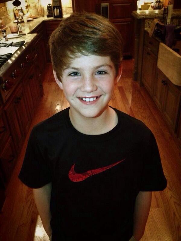 MattyBRapsJP's tweet photo. 【ツイート訳】
宿題が終わったよ！ 最高だよ！君はどう？ http://t.co/U6FgdkSwA1