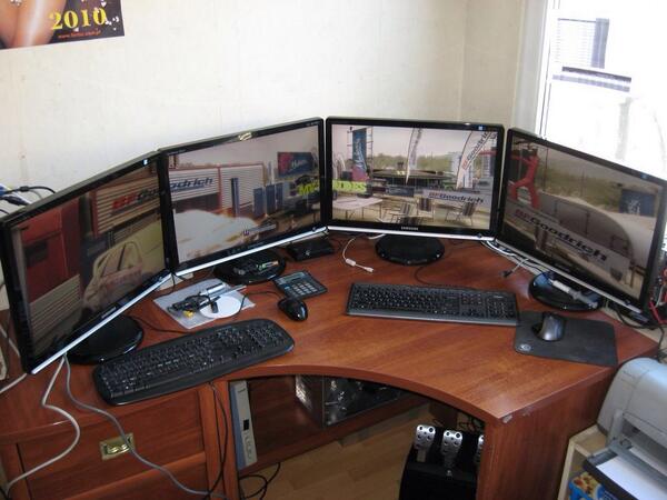 GamingSetups tweet media