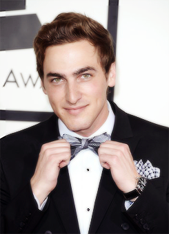 stochlight's tweet photo. I hope my baby feel better comming soon  @HeffronDrive <3 how many rt for him ? http://t.co/S8QbGX2O9G