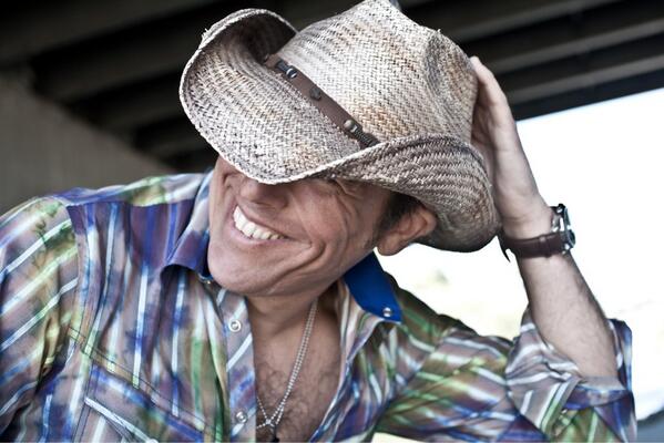 LittleEngineRec's tweet image. Seanpatrickmcgraw.com I'm that guy is ready for a download