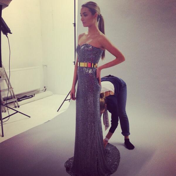 Cheryl_05's tweet photo. Amazing metallics 😍 @zkartalofficial @ChloeFPeersx @nesley_n #fashion #metallics http://t.co/8u7rYwjCXL