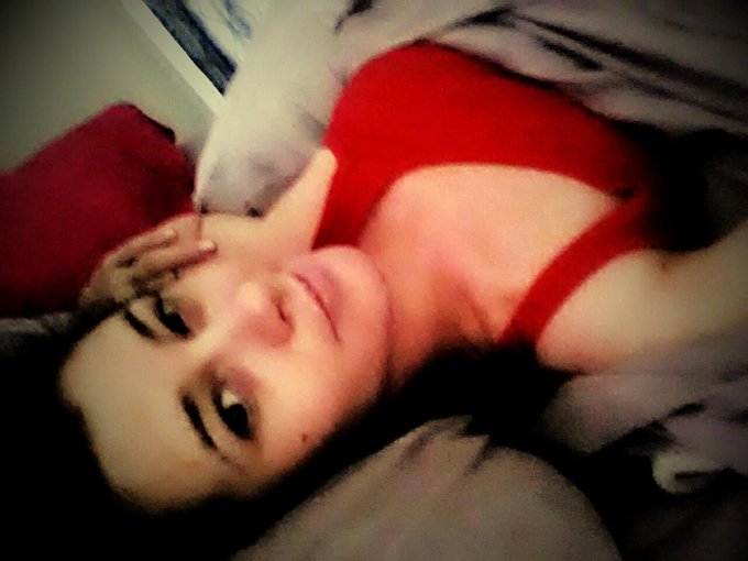 Good morning! It's too cold to get out of bed.... who wants to cum snuggle n warm me up? http://t.co<a href="/tag/dp"class="tags"><span>#dp</span></a><a href="/tag/ir"class="tags"><span>#ir</span></a><a href="/tag/gangland"class="tags"><span>#gangland</span></a><a href="/tag/yayporn"class="tags"><span>#yayporn</span></a>