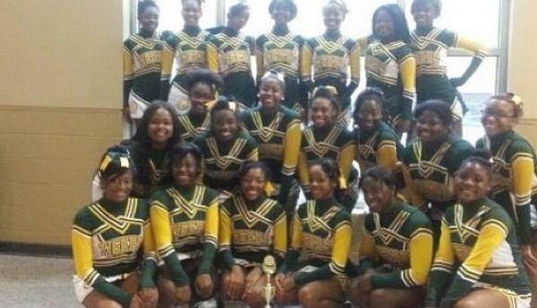 OurCHEER's tweet photo. The last week to donate to the Jim Hill Cheerleader Squad to go to NATIONALS. They need your support and donations 🐯 http://t.co/119FJDlrgI