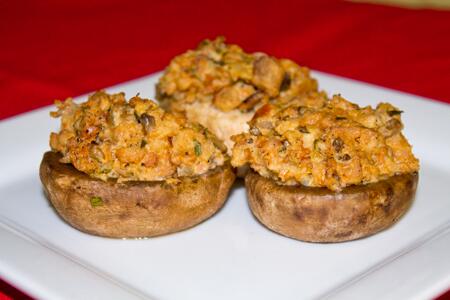 MyCaveRecipes's tweet photo. Andouille Stuffed Mushrooms - so flavorful, spicy, moist &amp; oh so filling! Deceptively yummy! http://t.co/H91Wn5j4dU