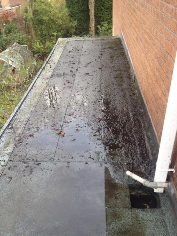 CS_Maintenance's tweet image. Flat roof before full clean