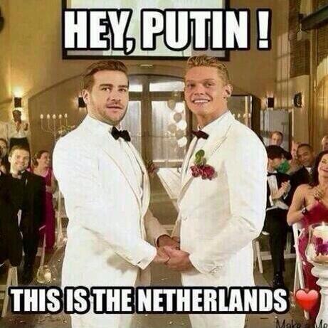 FanTwitFerryD's tweet image. Homohuwelijken moeten OVERAL op de wereld worden toegestaan, en met RESPECT worden behandeld. RT = mee eens!