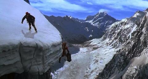 ___m3gan's tweet image. UT students trying to walk up the hill