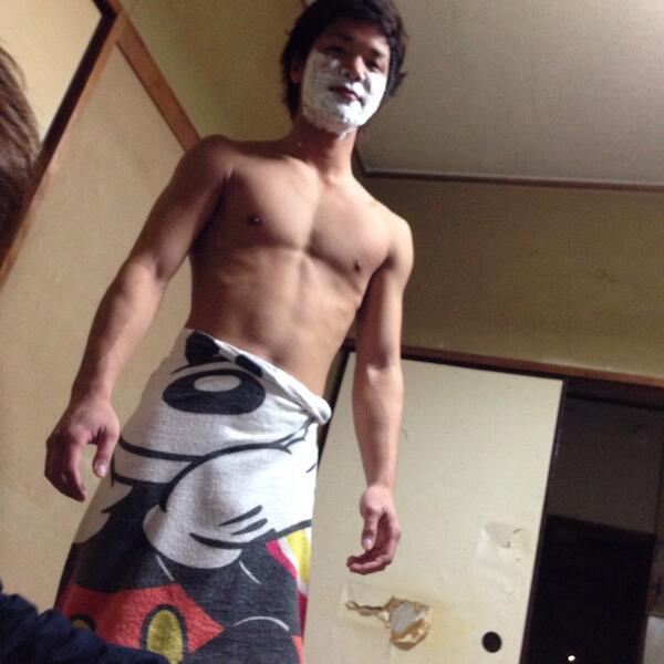 08akihiro29's tweet photo. @ooki_0321 @yutakun327 @sei_sid こっちのが怖いよ？笑 http://t.co/I904ng5IML