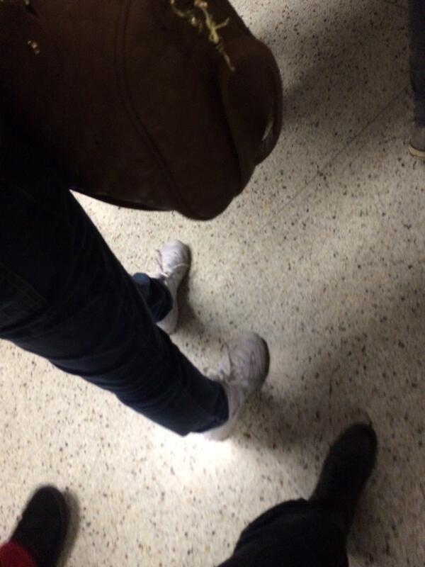 EveryCheer's tweet image. This girl at my school wore cheer shoes with jeans.... NO 🙅