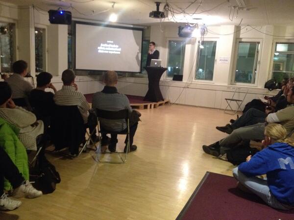 sthlminnovators's tweet photo. See your users when they are your iPhone app thanks to @lookback presented here to @littke #sthlmtech http://t.co/4gDc1NCsCB