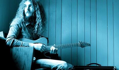 ClickAndRock1's tweet photo. Entrevistamos a @guthriegovan1 http://t.co/713b13gqmK , guitarra de @TheAristocrats antes de su gira por España http://t.co/8nXPxKxowF