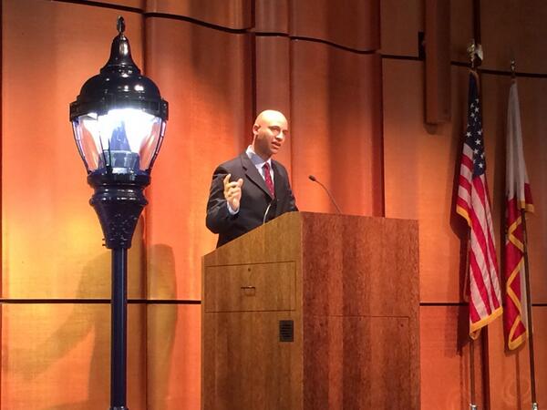 A_Timan's tweet image. @GELighting #led #lightgrid technology announcement in partnership with San Diego.  #EnergyEfficiency