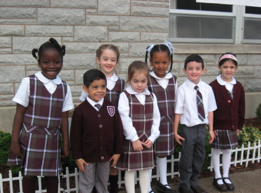 SchoolUniforms5's tweet photo. PRO: uniforms create a more unified student/school body http://t.co/iJpKbWU3EL