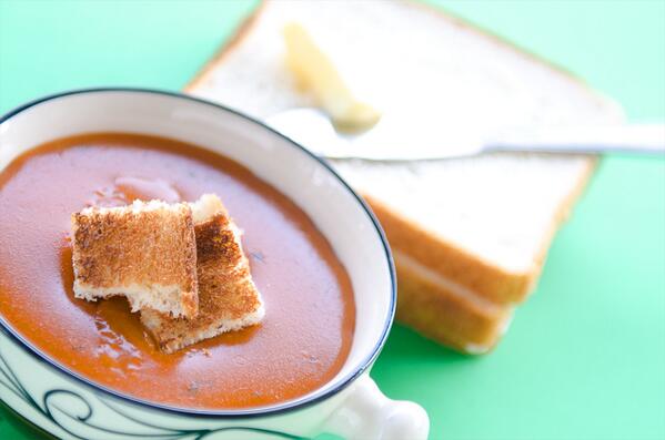 Germania_Hall's tweet photo. What's your favorite type of soup to have on a cold day like today? http://t.co/bo0pjFA3sV