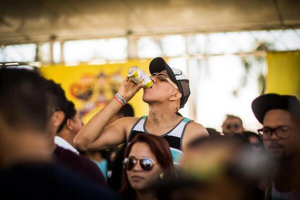 BrahmaLight's tweet photo. Yo __________________ mi nítida en el #CarnavalBrahmaLight. http://t.co/Fz0HoNoh3C