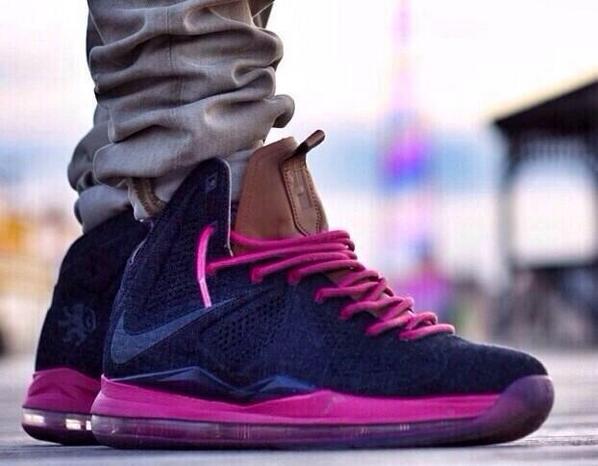 ShxesDaily's tweet photo. RT if you'd wear these Denim Lebron 10's http://t.co/Z3JuCEUncQ
