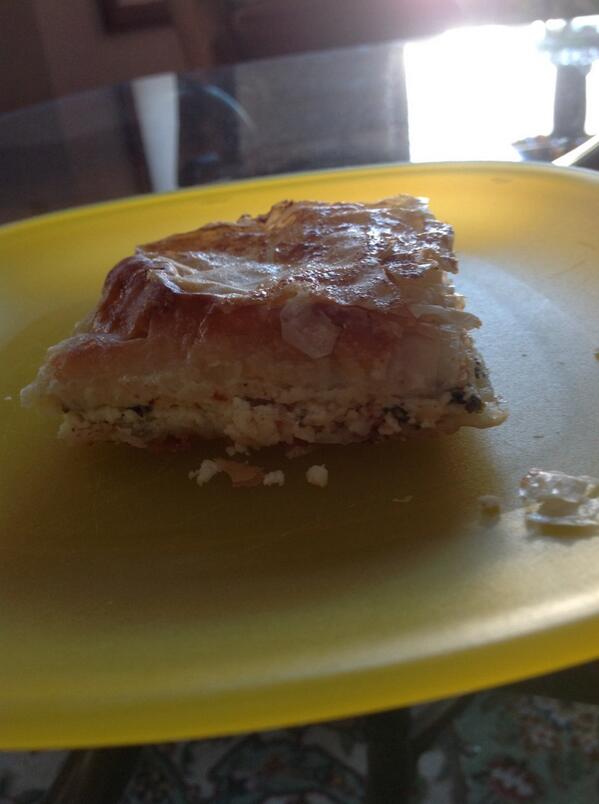 celenephilip's tweet photo. Perks of being Armenian💁 #boreg http://t.co/V68W98H9Gu