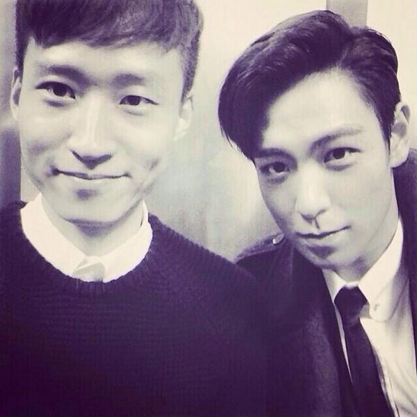 yg_instagram's tweet photo. كيم سونغ وون: توب #top #bigbang http://t.co/H2AxvltBUD
