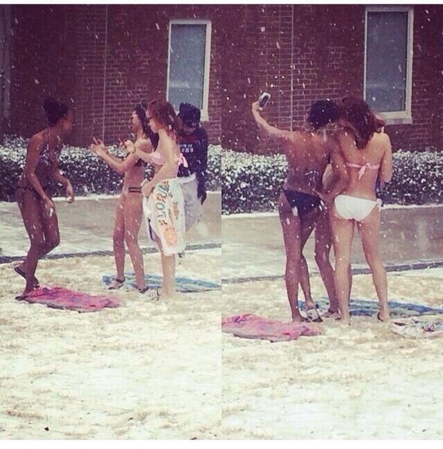 BfGOLvdCQAMsl0_.jpg:large