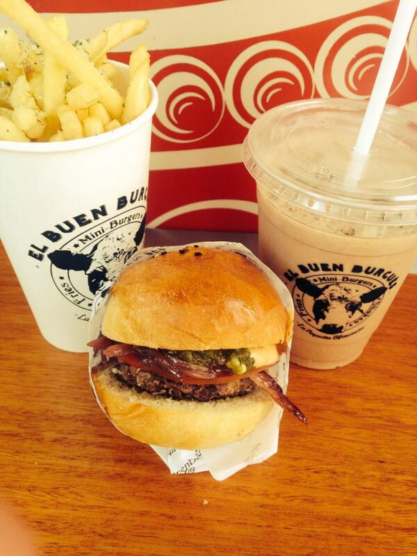 Visitando a nuestros amigos de @ElBuenBurguesFT una verdadera caricia al paladar!