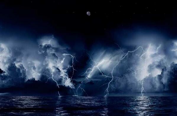 Laiguanatv's tweet photo. <Las fotos del relámpago del Catatumbo que tienen al planeta boquiabierta http://t.co/bZ2rYUmcWf  http://t.co/BCgxmydNAL <