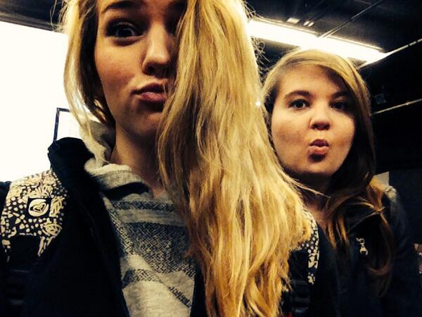 XSheeks's tweet image. "@ohhaicasey: lexxxxx is a babe 👯 http://t.co/596kRi2O5F" @huntermoore follow us!!!! #aeropostale #selfie #whitegirl #cashruleseverything!