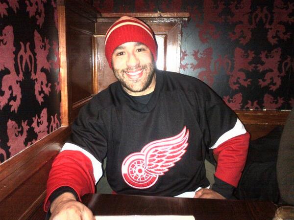 domepie's tweet photo. Having a meal then off to the Philadelphia Flyers vs Detroit Red Wings ice hockey game in the city!  #LetsGoRedWings! http://t.co/06v3a8tBKP