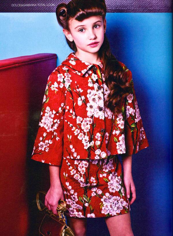 nicolasvillar12's tweet image. Bambini @DolceGabbana SS2014. #BookModa